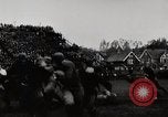 Standbild Kamera Männer mit der Hand durchgedreht motion picture Kameras United States USA, 1924, aus Sekunde 11 historischem Filmmaterial Videoclip 65675025384