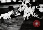 Immagine di Gente che si diverte a siepi Park Coney Island New York City USA, 1919, secondo 7 filmato di repertorio 65675025406