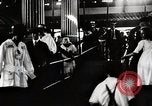 Immagine di Gente che si diverte a siepi Park Coney Island New York City USA, 1919, secondo 45 filmato di repertorio 65675025406