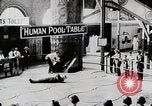 Immagine di Gente che si diverte a siepi Park Coney Island New York City USA, 1919, secondo 60 filmato di repertorio 65675025406