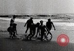 Immagine di Le donne e gli uomini Atlantic City New Jersey USA, 1919, secondo 14 filmato di repertorio 65675025409