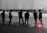 Immagine di Le donne e gli uomini Atlantic City New Jersey USA, 1919, secondo 17 filmato di repertorio 65675025409