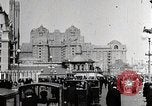 Immagine di Le donne e gli uomini Atlantic City New Jersey USA, 1919, secondo 20 filmato di repertorio 65675025409