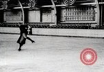 Standbild Eiskunstlauf United States USA, 1919, aus Sekunde 6 historischem Filmmaterial Videoclip 65675025412