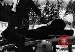 Standbild Luge Rennen United States USA, 1919, aus Sekunde 6 historischem Filmmaterial Videoclip 65675025414