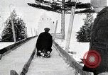 Standbild Luge Rennen United States USA, 1919, aus Sekunde 8 historischem Filmmaterial Videoclip 65675025414