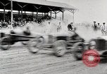Standbild Dario Resta und Mercedes Rennwagen Nummer 24 Minnesota United States USA, 1915, aus Sekunde 14 historischem Filmmaterial Videoclip 65675025415