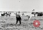 Standbild Rodeo anzeigen United States USA, 1919, aus Sekunde 33 historischem Filmmaterial Videoclip 65675025416