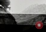 Standbild Stadt Menschen Klettern Western United States USA, 1919, aus Sekunde 47 historischem Filmmaterial Videoclip 65675025422