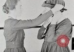 Image American women workers United States USA, 1919, de la seconde 28 séquences d'archives historiques vidéo 65675025424