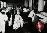 Image American women United States USA, 1919, de la seconde 6 séquences d'archives historiques vidéo 65675025426