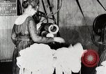 Image American women United States USA, 1919, de la seconde 28 séquences d'archives historiques vidéo 65675025426