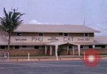 Standbild Air Force Base Operations Gebäude Phu Cat Vietnam, 1968, aus Sekunde 61 historischem Filmmaterial Videoclip 65675025451