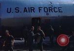Immagine di United States Air Force personale unità arrivare L'unità PHU Cat Vietnam, 1968, secondo 34 filmato di repertorio 65675025452