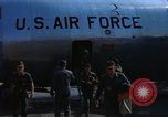 Immagine di United States Air Force personale unità arrivare L'unità PHU Cat Vietnam, 1968, secondo 37 filmato di repertorio 65675025452