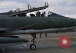 Immagine di 355Tactical Fighter Squadron L'unità PHU Cat Vietnam, 1968, secondo 33 filmato di repertorio 65675025453