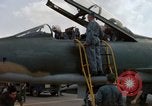Immagine di 355Tactical Fighter Squadron L'unità PHU Cat Vietnam, 1968, secondo 37 filmato di repertorio 65675025453