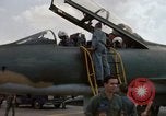 Immagine di 355Tactical Fighter Squadron L'unità PHU Cat Vietnam, 1968, secondo 39 filmato di repertorio 65675025453