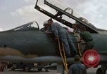 Immagine di 355Tactical Fighter Squadron L'unità PHU Cat Vietnam, 1968, secondo 44 filmato di repertorio 65675025453