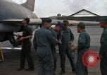 Immagine di 355Tactical Fighter Squadron L'unità PHU Cat Vietnam, 1968, secondo 58 filmato di repertorio 65675025453