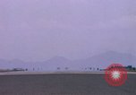 Immagine di F-100D Super Sabre L'unità PHU Cat Vietnam, 1968, secondo 24 filmato di repertorio 65675025454
