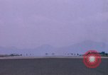 Immagine di F-100D Super Sabre L'unità PHU Cat Vietnam, 1968, secondo 25 filmato di repertorio 65675025454