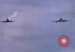 Immagine di Air Force F-100D Super Sabre L'unità PHU Cat Vietnam, 1968, secondo 12 filmato di repertorio 65675025455