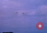 Immagine di Air Force F-100D Super Sabre L'unità PHU Cat Vietnam, 1968, secondo 34 filmato di repertorio 65675025455