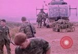 Standbild vier US-Polizisten Sicherheit Phu Cat Vietnam, 1968, aus Sekunde 12 historischem Filmmaterial Videoclip 65675025465