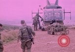 Standbild vier US-Polizisten Sicherheit Phu Cat Vietnam, 1968, aus Sekunde 13 historischem Filmmaterial Videoclip 65675025465