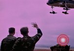 Standbild vier US-Polizisten Sicherheit Phu Cat Vietnam, 1968, aus Sekunde 27 historischem Filmmaterial Videoclip 65675025465