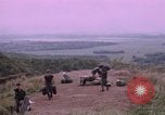 Standbild vier US-Polizisten Sicherheit Phu Cat Vietnam, 1968, aus Sekunde 59 historischem Filmmaterial Videoclip 65675025465