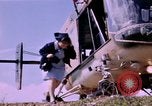 Image Croix-Rouge filles Phu Cat Vietnam, 1968, de la seconde 37 séquences d'archives historiques vidéo 65675025467