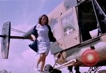 Image Croix-Rouge filles Phu Cat Vietnam, 1968, de la seconde 42 séquences d'archives historiques vidéo 65675025467