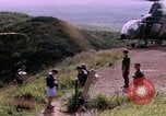 Image Croix-Rouge filles Phu Cat Vietnam, 1968, de la seconde 57 séquences d'archives historiques vidéo 65675025467
