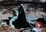 Immagine di Protezione dopo fallout nucleare United States USA, 1968, secondo 30 filmato di repertorio 65675025475