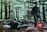 Immagine di Protezione dopo fallout nucleare United States USA, 1968, secondo 59 filmato di repertorio 65675025475