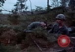 Standbild Schutz gegen Nerv agent Spray attack United States USA, 1968, aus Sekunde 4 historischem Filmmaterial Videoclip 65675025477