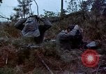 Standbild Schutz gegen Nerv agent Spray attack United States USA, 1968, aus Sekunde 20 historischem Filmmaterial Videoclip 65675025477