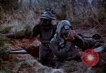 Standbild Schutz gegen Nerv agent Spray attack United States USA, 1968, aus Sekunde 22 historischem Filmmaterial Videoclip 65675025477