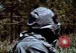 Standbild Schutz gegen Nerv agent Spray attack United States USA, 1968, aus Sekunde 26 historischem Filmmaterial Videoclip 65675025477