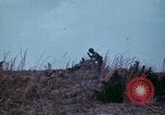 Standbild Schutz gegen Nerv agent Spray attack United States USA, 1968, aus Sekunde 49 historischem Filmmaterial Videoclip 65675025477