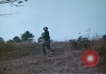 Standbild Schutz gegen Nerv agent Spray attack United States USA, 1968, aus Sekunde 54 historischem Filmmaterial Videoclip 65675025477