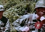 Standbild Schutz vor atomaren biologischen und Spray attack United States USA, 1968, aus Sekunde 8 historischem Filmmaterial Videoclip 65675025478