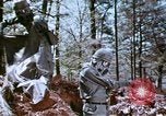 Standbild Schutz vor atomaren biologischen und Spray attack United States USA, 1968, aus Sekunde 57 historischem Filmmaterial Videoclip 65675025478