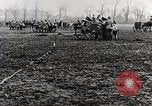 Standbild Deutsche Infanterie Manöver Ersten Weltkrieg Europa, 1915, aus Sekunde 45 historischem Filmmaterial Videoclip 65675025495