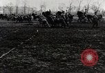 Standbild Deutsche Infanterie Manöver Ersten Weltkrieg Europa, 1915, aus Sekunde 52 historischem Filmmaterial Videoclip 65675025495