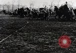 Standbild Deutsche Infanterie Manöver Ersten Weltkrieg Europa, 1915, aus Sekunde 53 historischem Filmmaterial Videoclip 65675025495