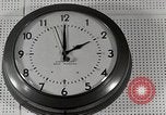 Standbild Voice of America beginnt Rundfunk Onna Okinawa Japan, 1953, aus Sekunde 14 historischem Filmmaterial Videoclip 65675025499