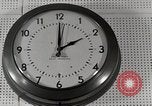 Standbild Voice of America beginnt Rundfunk Onna Okinawa Japan, 1953, aus Sekunde 19 historischem Filmmaterial Videoclip 65675025499